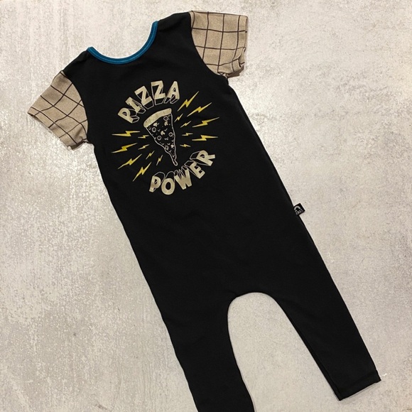 Rags to Raches || Pizza Power Romper Black 6-12M - Picture 1 of 4